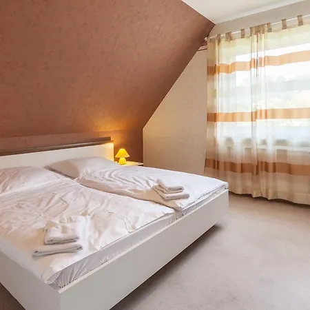Zur Linde Hotel