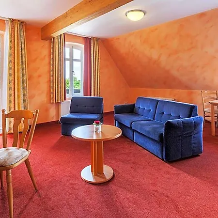 Hotel Zur Linde 3*